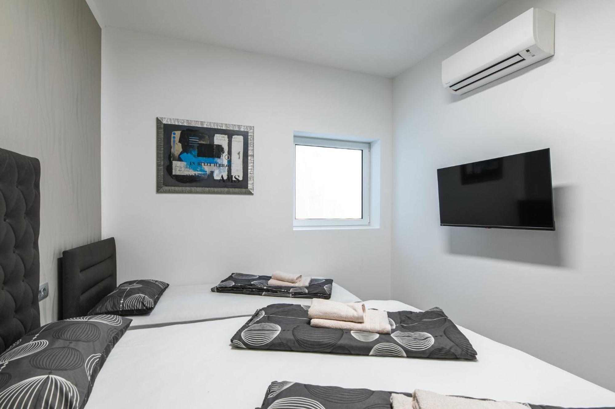 Villa Vivien تْسْغيكفانِتْسا المظهر الخارجي الصورة