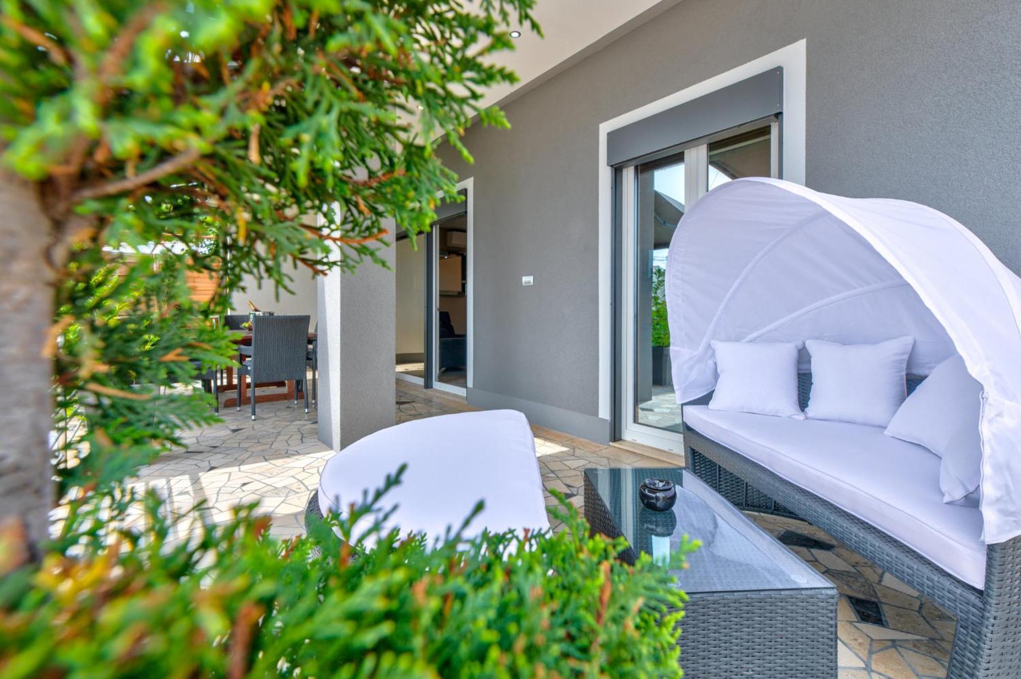 Villa Vivien تْسْغيكفانِتْسا المظهر الخارجي الصورة