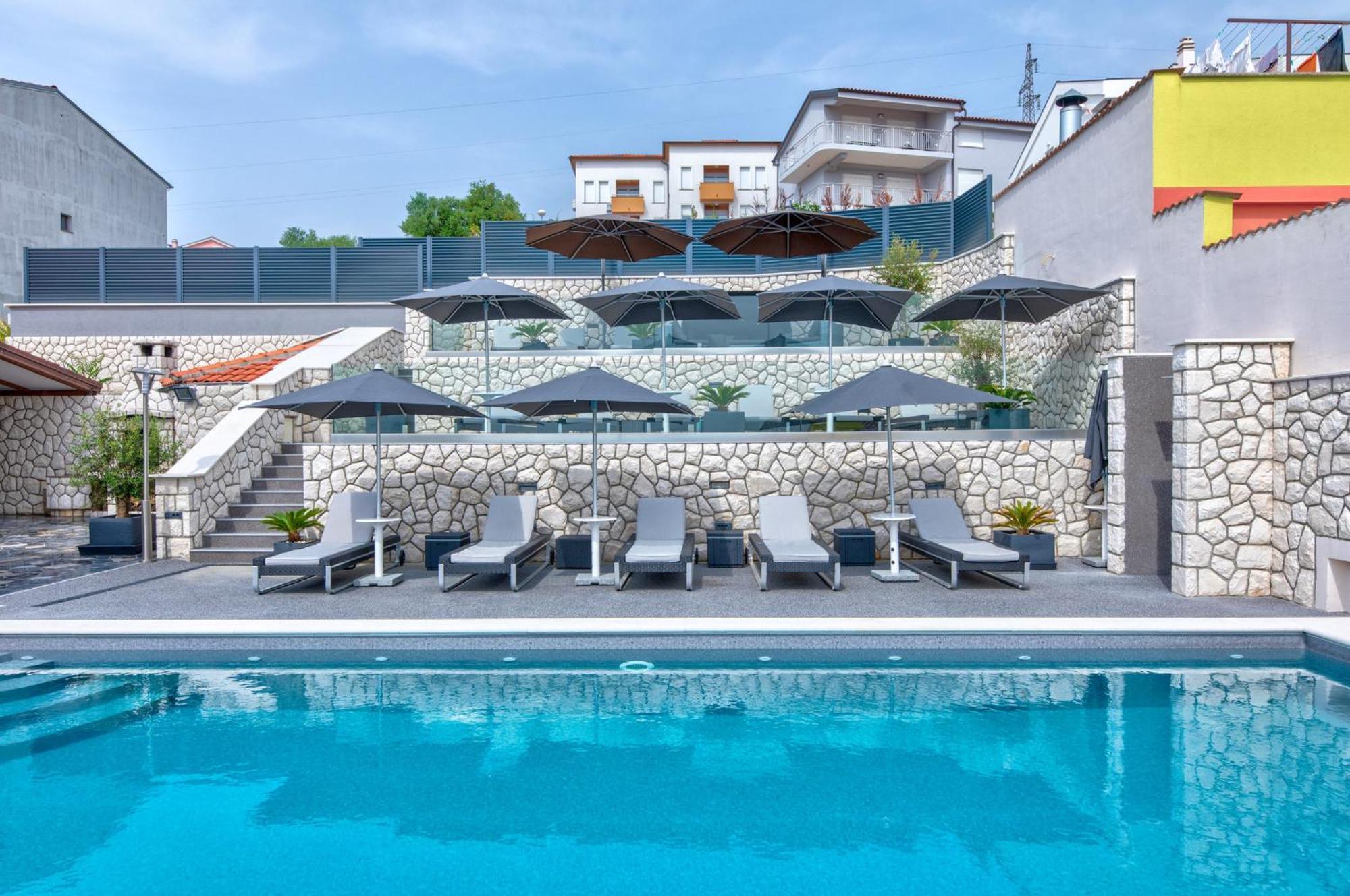 Villa Vivien تْسْغيكفانِتْسا المظهر الخارجي الصورة